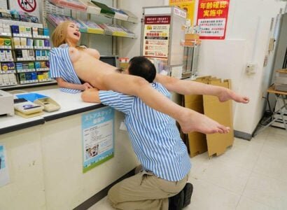 Em gái teen muốn bị ảnh quản lý đụ cho sung sướng