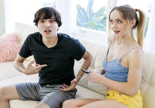 Chị gái dâm đãng cho em trai mới lớn phang