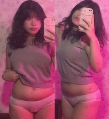 Chạm trán cô gái dáng vừa phải thỏa mãn dương vật