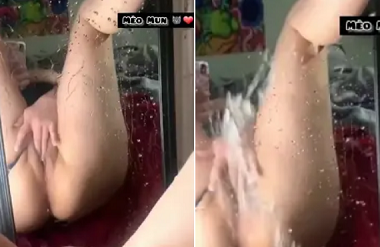 Hành động khoái trá trong phòng ngủ