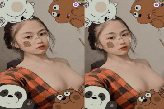 Học sinh nữ đang trong tình trạng cần tình dục